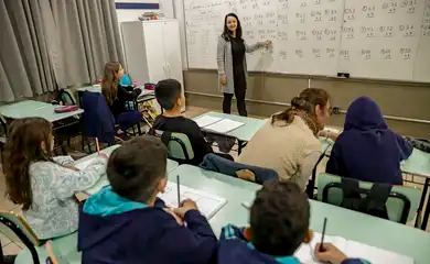 MEC lança programa para ampliar acesso de estudantes ao ensino técnico