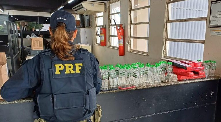 Em Campos dos Goytacazes, duas mulheres são presas por tráfico de drogas