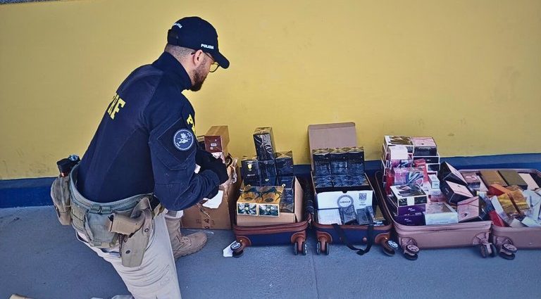 Itabaiana/SE: PRF apreende diversos eletrônicos e cosméticos sem documentação fiscal