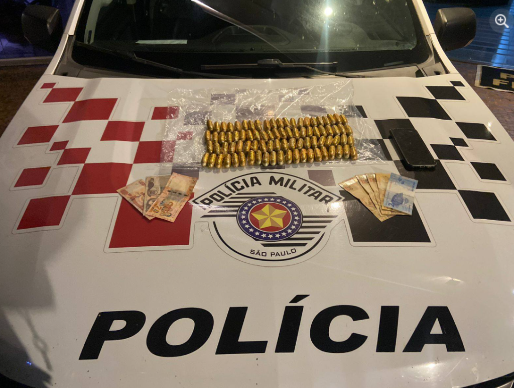 Tráfico internacional: homem boliviano é preso com 84 cápsulas de pasta base de cocaína no estômago, em Castilho/SP. Saiba como a Força Tática agiu e o que acontece agora.