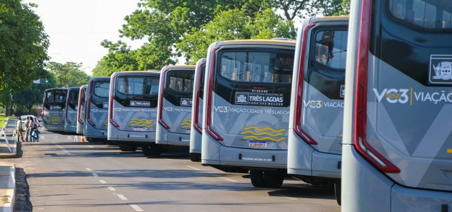 Ônibus com Wi-Fi e ar-condicionado já circulam em Três Lagoas; uso será gratuito até 10 de maio