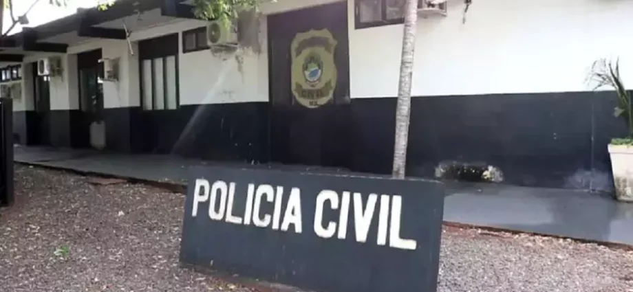 Fiat Uno Pálio foi furtado no centro de Três Lagoas-MS